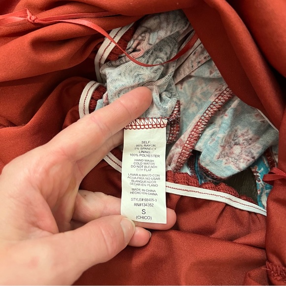 Romper - Picture 2 of 5